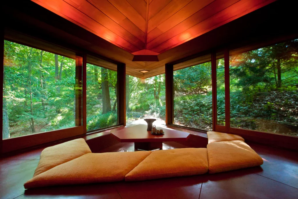 frank-lloyd-wright-palmer-house living room