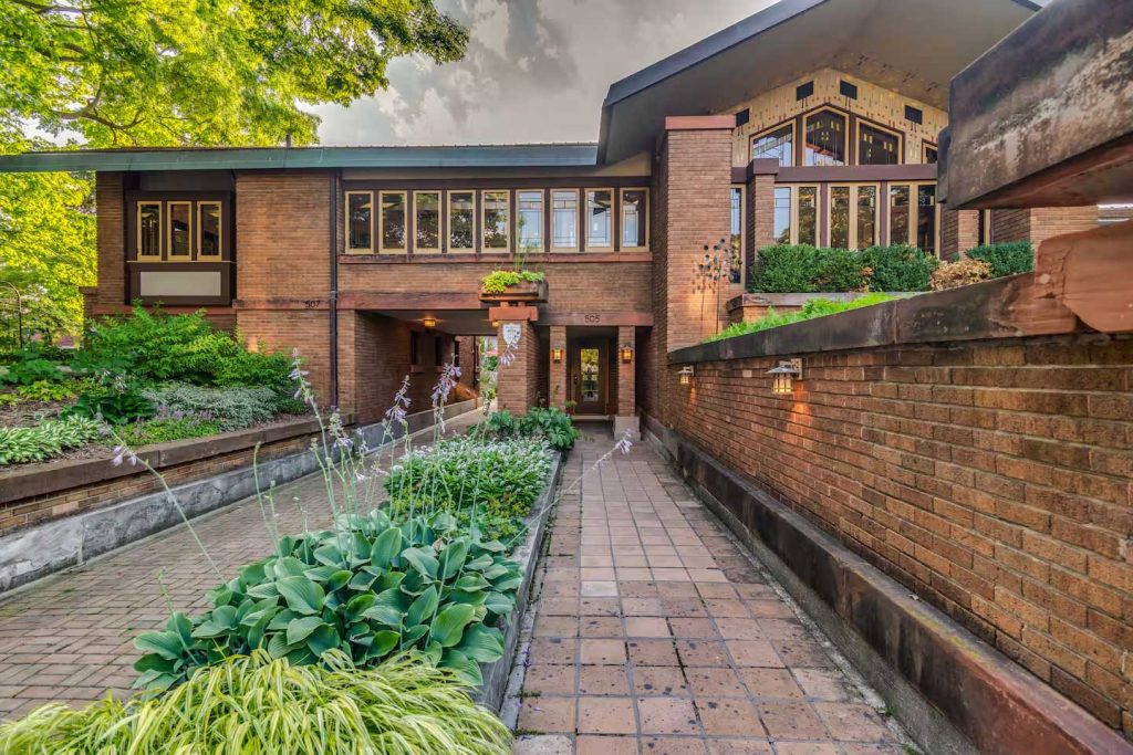 Amberg House in grand rapids michigan backyard