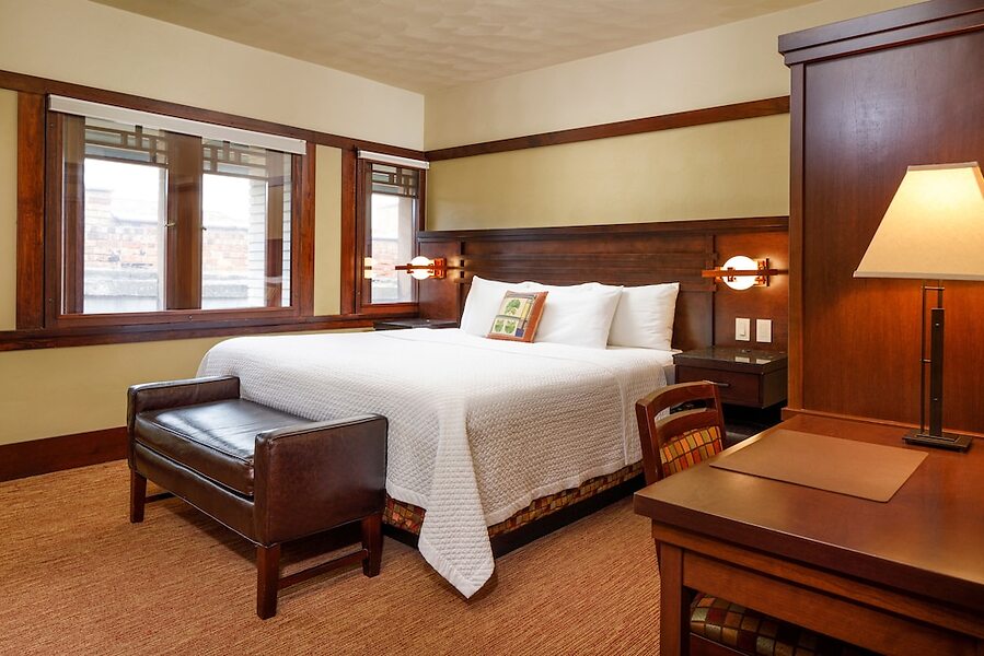 the historic frank lloyd wright designed park inn hotel guest rooml in mason city, iowa